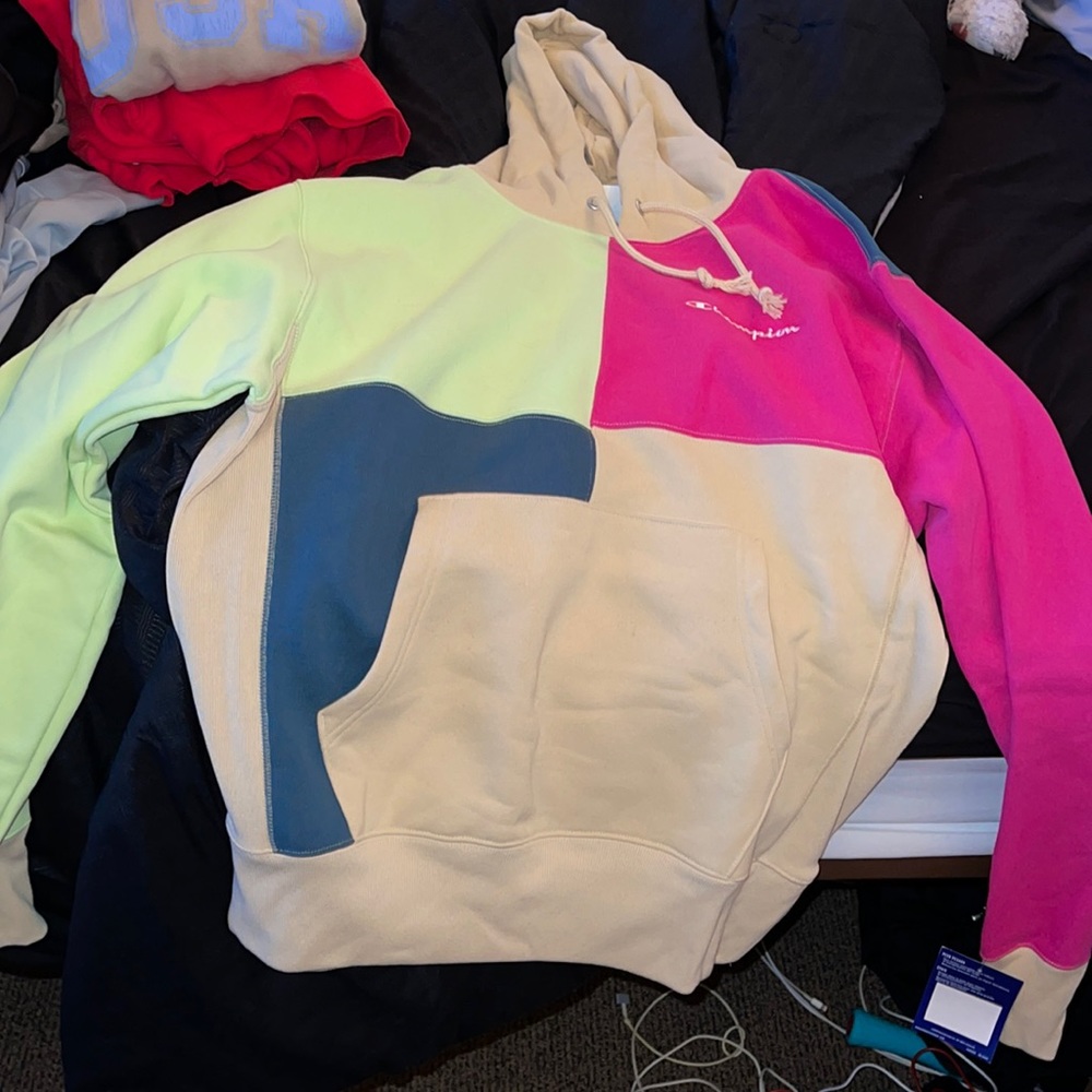 champion men’s hoodie medium